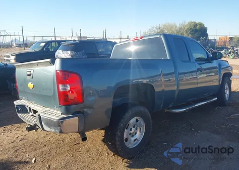 2013 Chevrolet Silverado 1500 Crew Cab z USA, uszkodzony, nr VIN 1GCRCSE09DZ378712